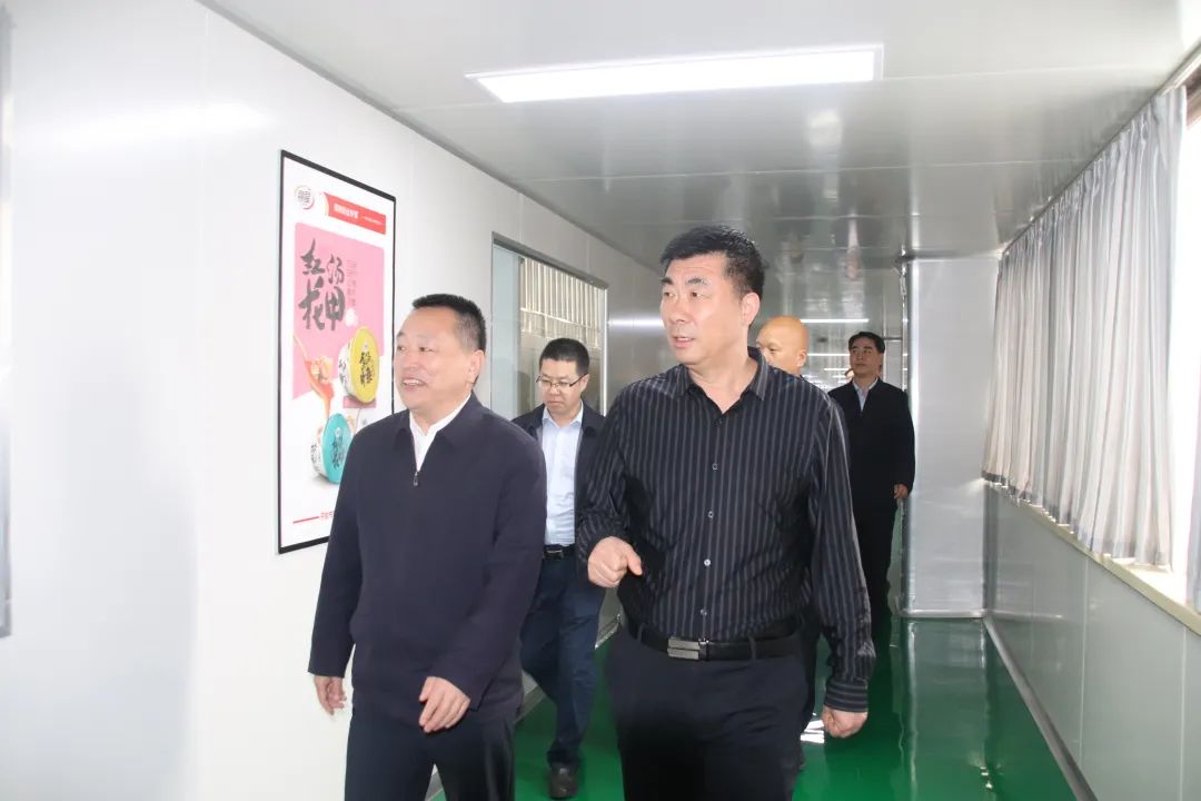 领导视察丽星 领导视察丽星