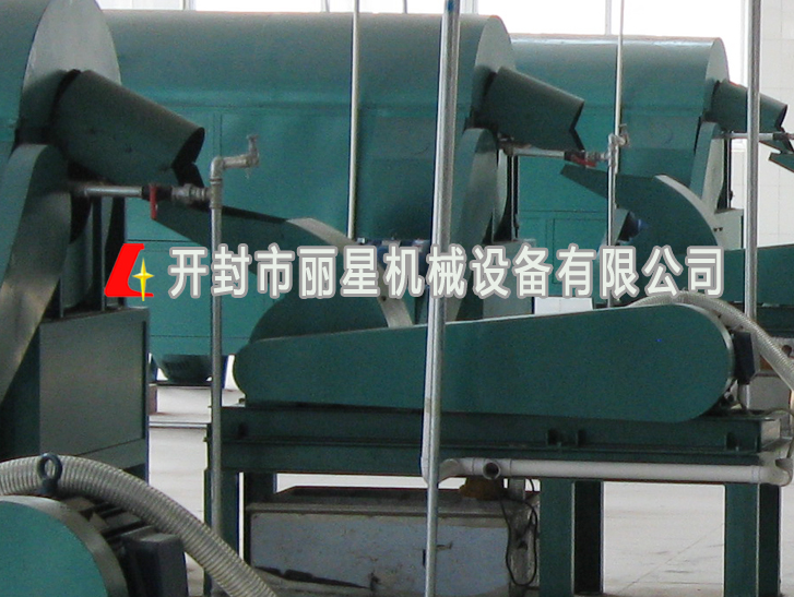 豸